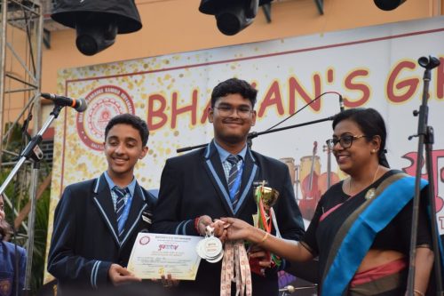 WhatsApp-Image-2025-10-26-at-8.01.49-PM-2